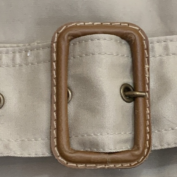 Banana Republic | Golden Beige Water-Resistant Classic Twill Lined Trench Coat M - Picture 4 of 17